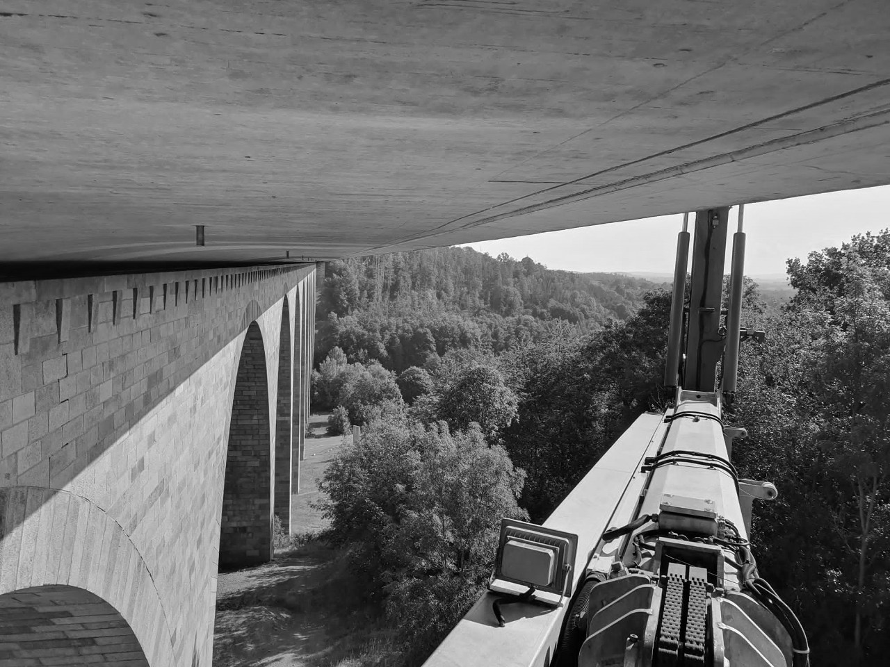 Talbrücke über die Weiße Elster im Zuge der BAB A 72 bei Pirk