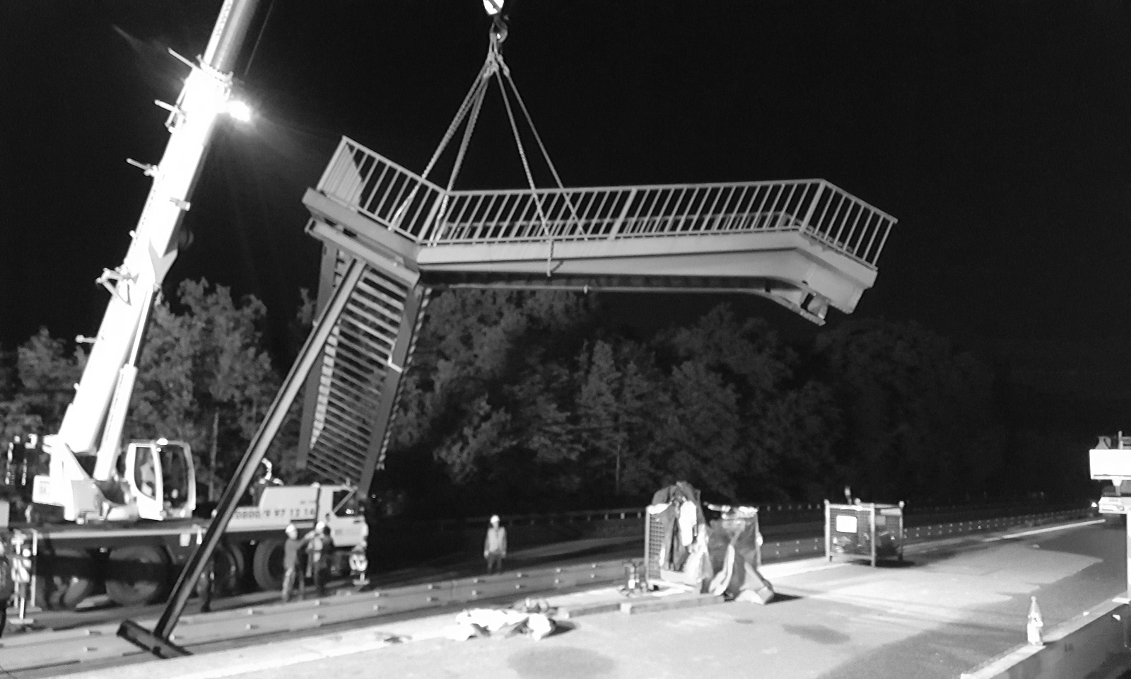 Demontage - A 5 Instandsetzung ÜF Gehwegbrücke bei Ockstadt und ÜF Gehwegbrücke bei Ober-Rosbach