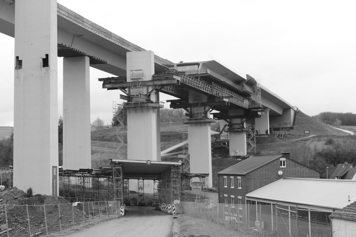 Fallschutzrüstung unterführter Straßen Fallschutzrüstung unterführter Straßen