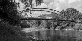 Ersatzneubau der Radfahrer-/Fußgängerbrücke im Zuge des Werratalradweges bei Unterrieden/Witzenhausen Ersatzneubau der Radfahrer-/Fußgängerbrücke im Zuge des Werratalradweges bei Unterrieden/Witzenhausen